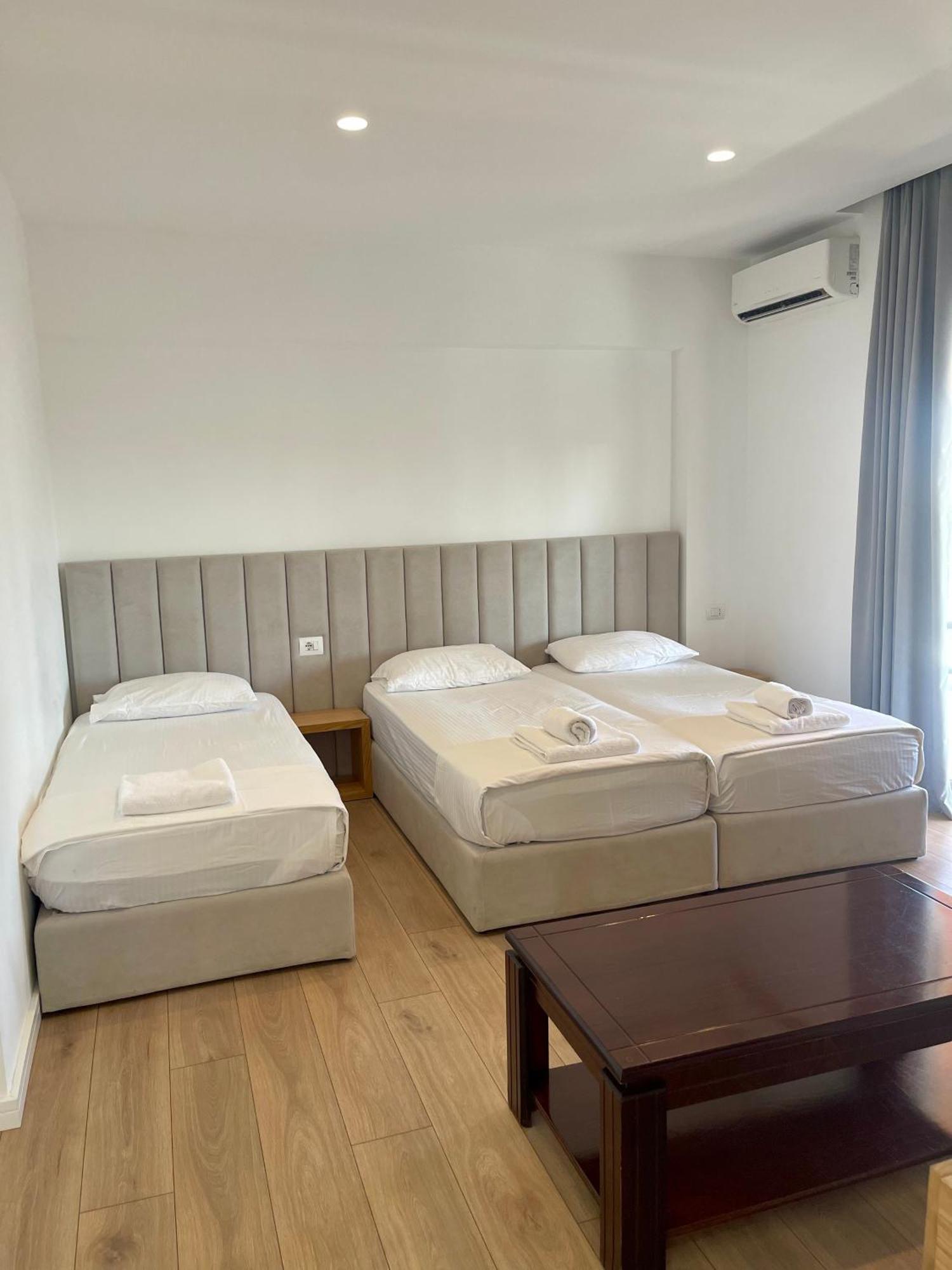 Hotel Aulona Sarandë Eksteriør bilde