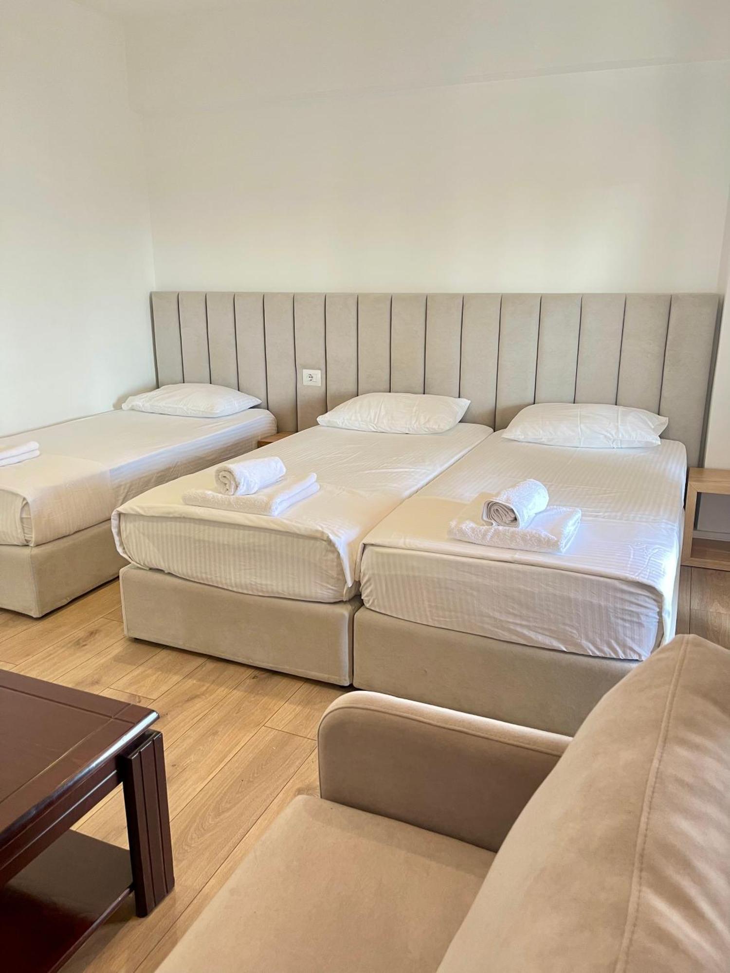 Hotel Aulona Sarandë Eksteriør bilde