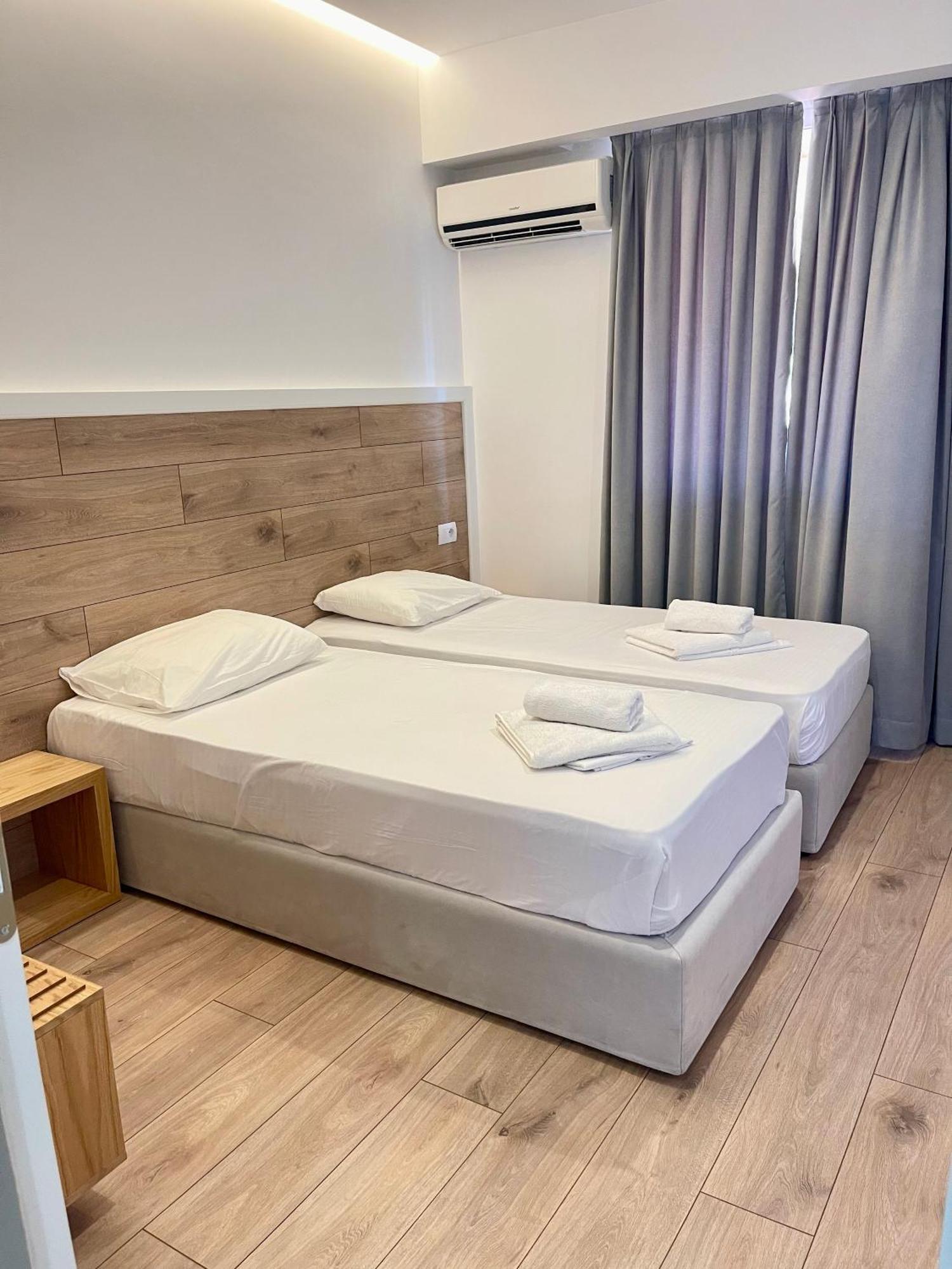 Hotel Aulona Sarandë Eksteriør bilde